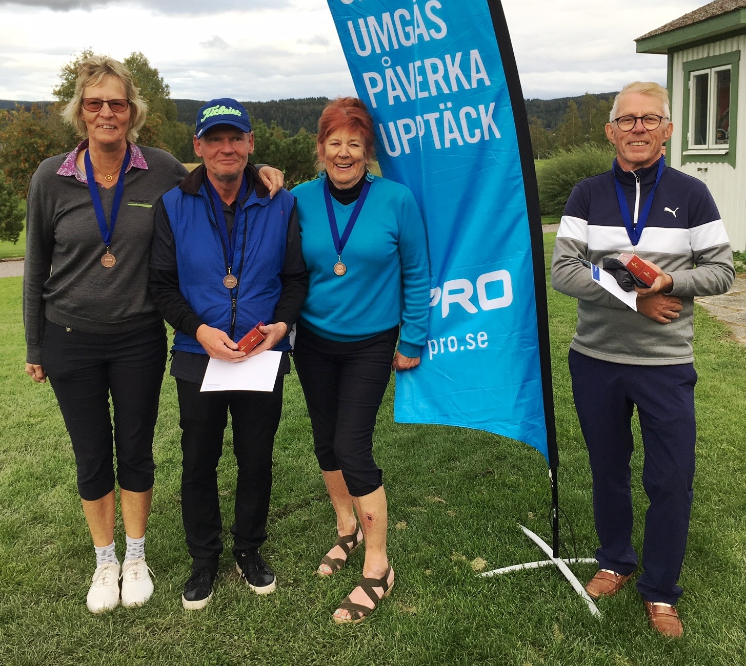 Spelarna frn PRO Norra lvsborg som tog en fin tredjeplats i PRO:s Riksmsterskap. Frn vnster: Pia Abrahamsson, Kent hman, Agneta Ottosson och Rolf T Andersson.